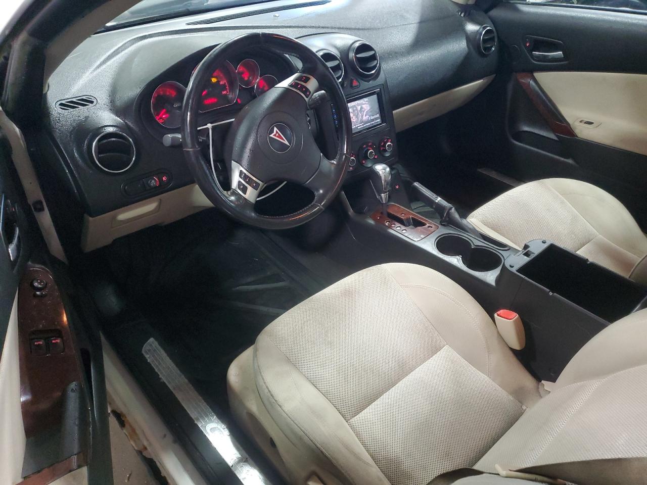 2008 Pontiac G6 - Image 8