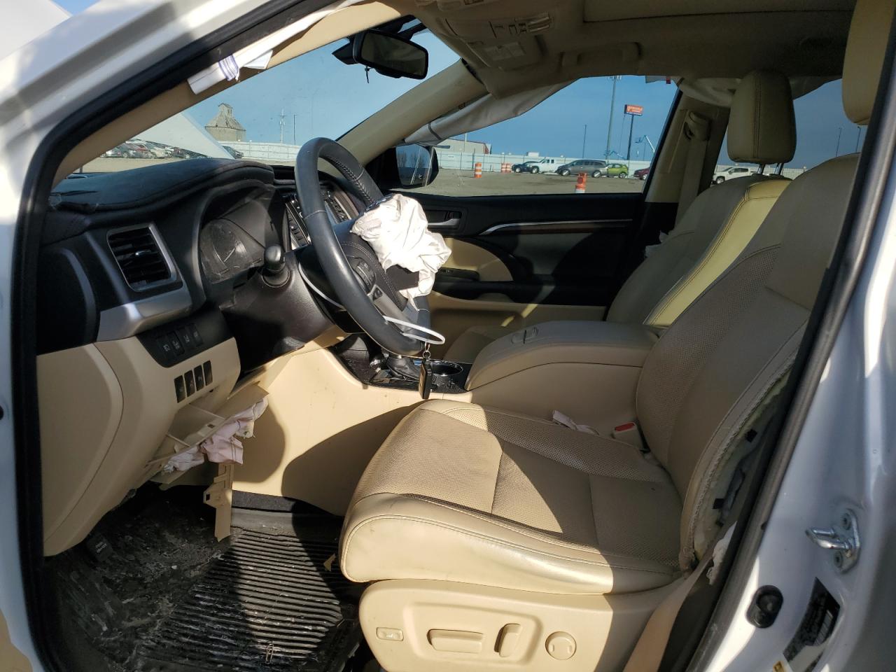 2016 Toyota Highlander - Image 7