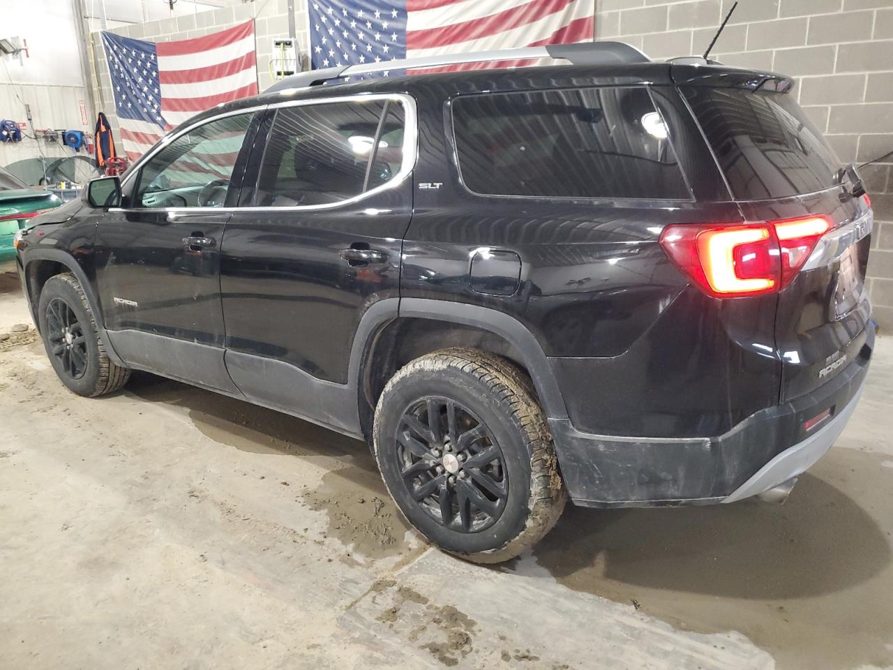 2019 GMC Acadia - Image 2