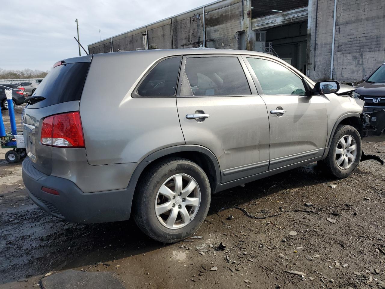 2011 Kia Sorento - Image 3