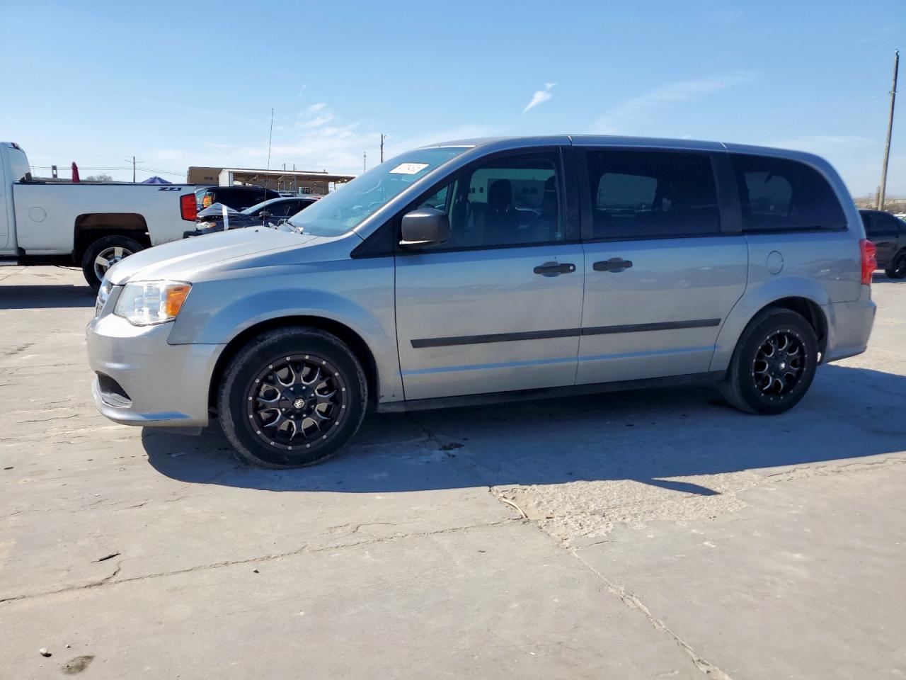 2015 Dodge Caravan - Image 1