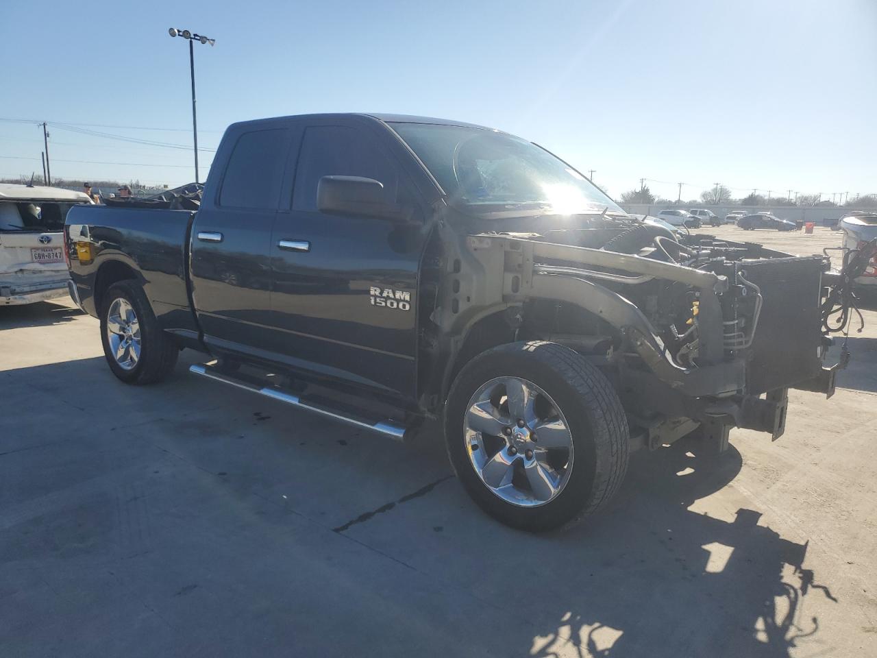 2016 RAM 1500 - Image 4