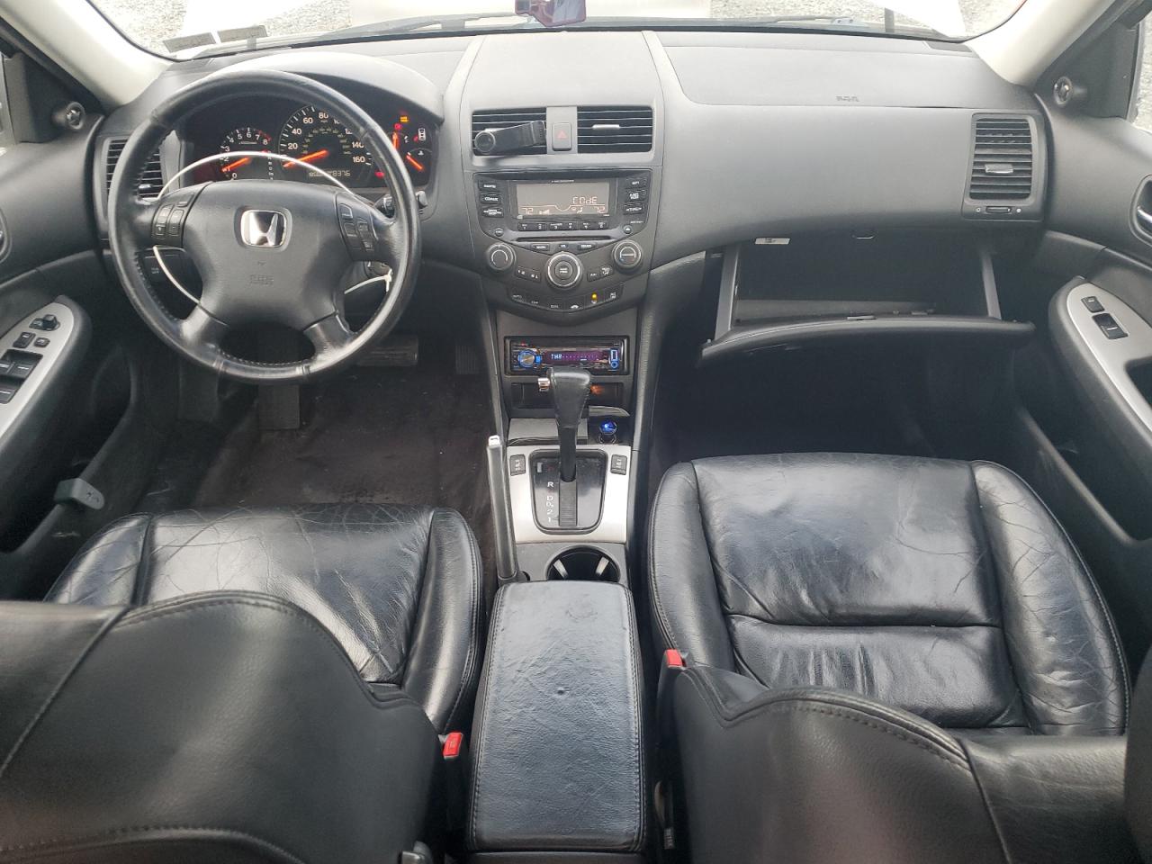 2003 Honda Accord - Image 8