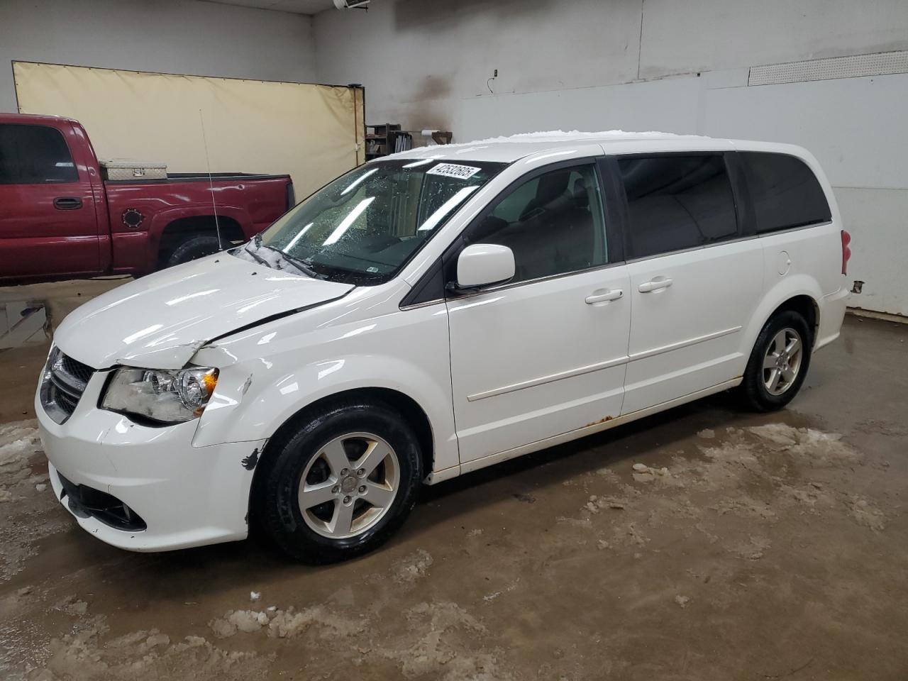 2012 Dodge Caravan - Image 1