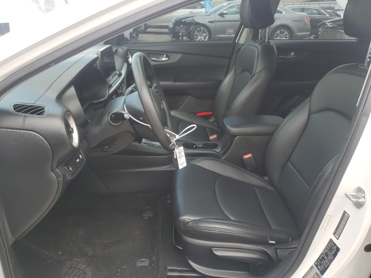 2020 Kia Forte - Image 7