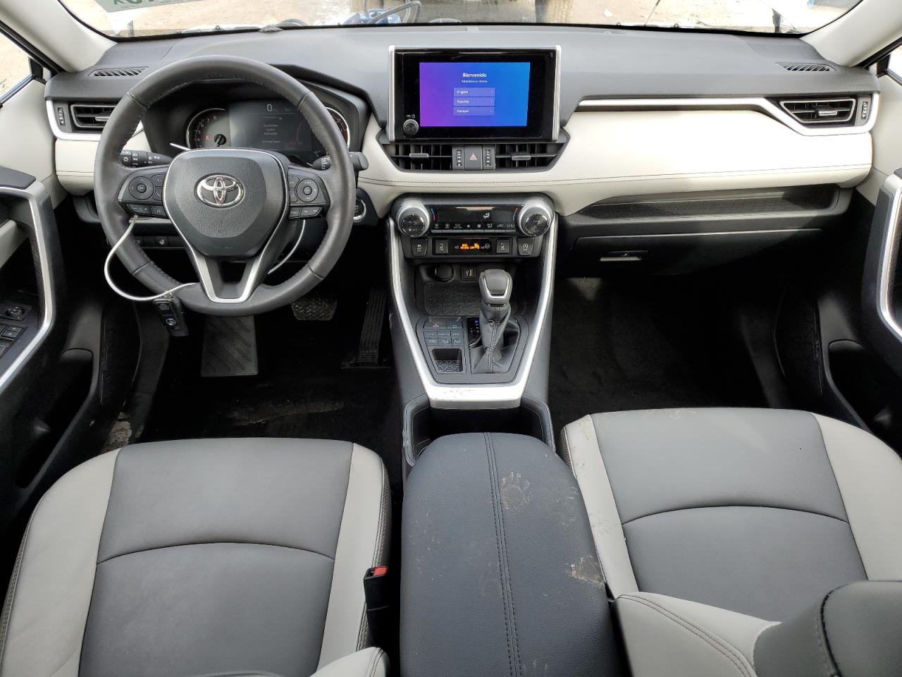 2023 Toyota RAV 4 - Image 8