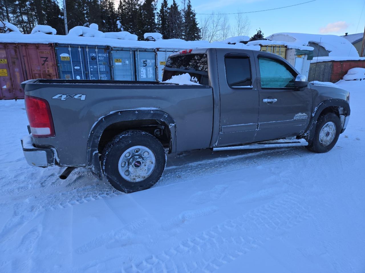 2013 GMC Sierra - Image 3