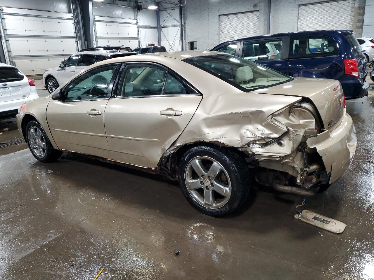 2007 Pontiac G6 - Image 2