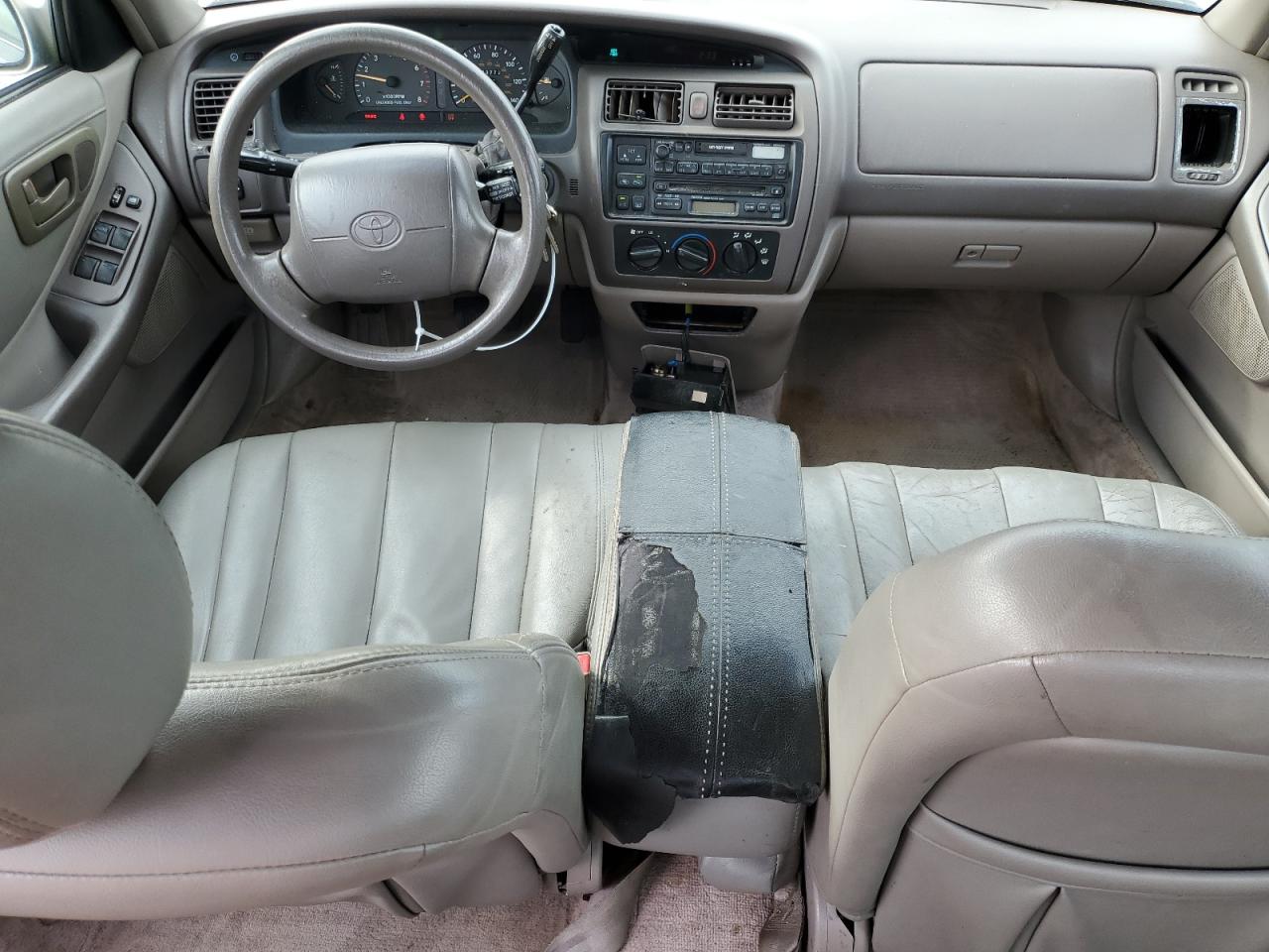 1997 Toyota Avalon - Image 8