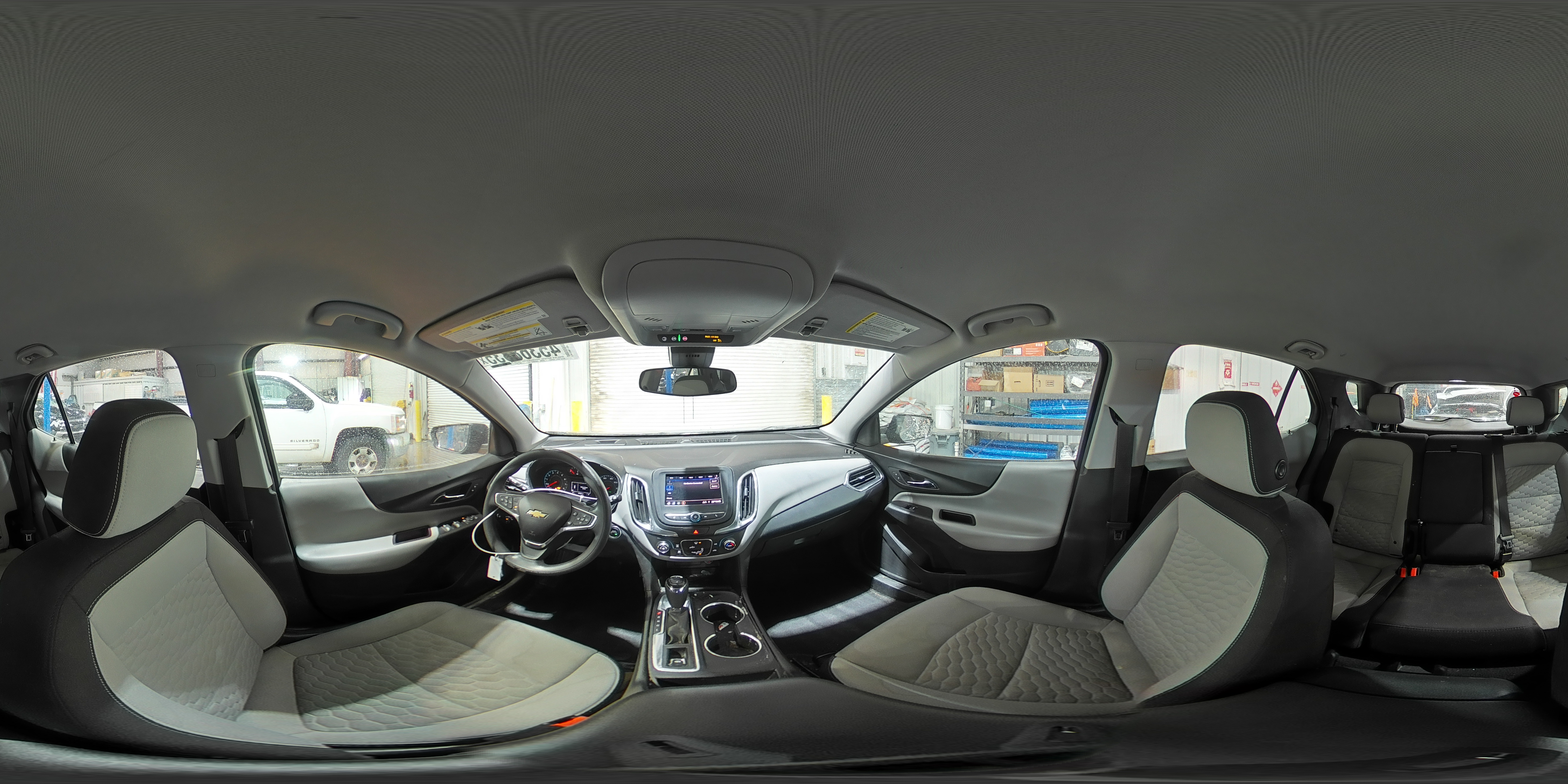 2020 Chevrolet Equinox - Image 13
