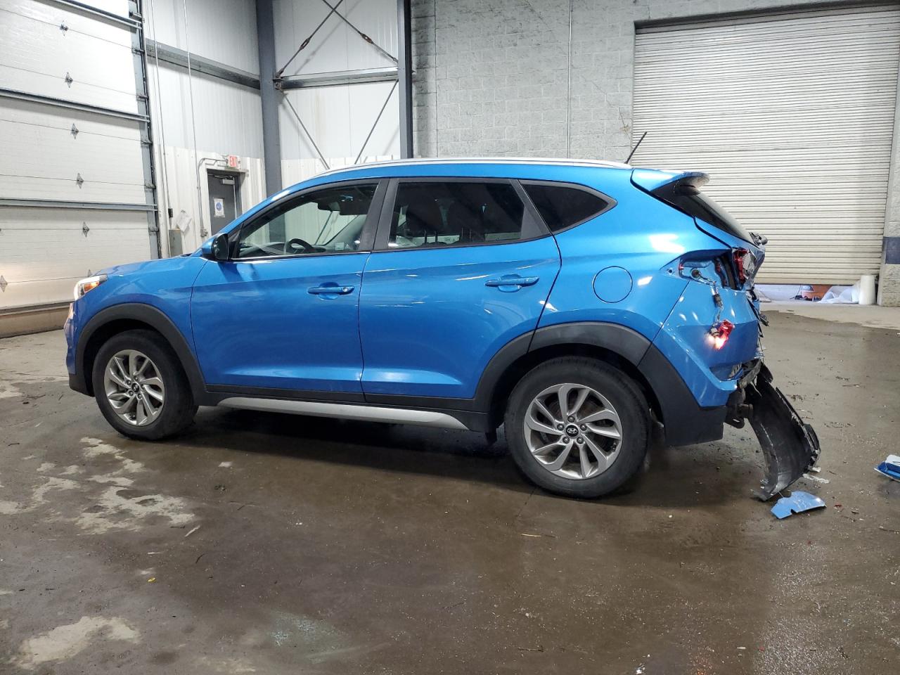 2017 Hyundai Tucson - Image 2