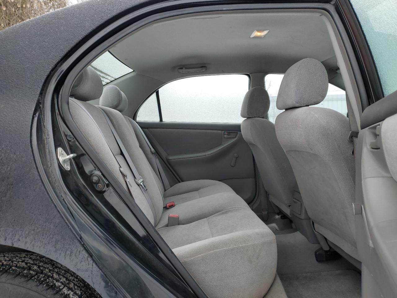 2003 Toyota Corolla - Image 10