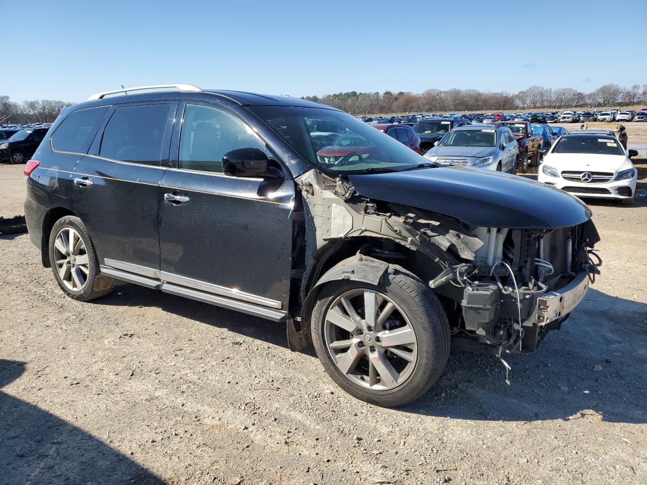 2014 Nissan Pathfinder - Image 4