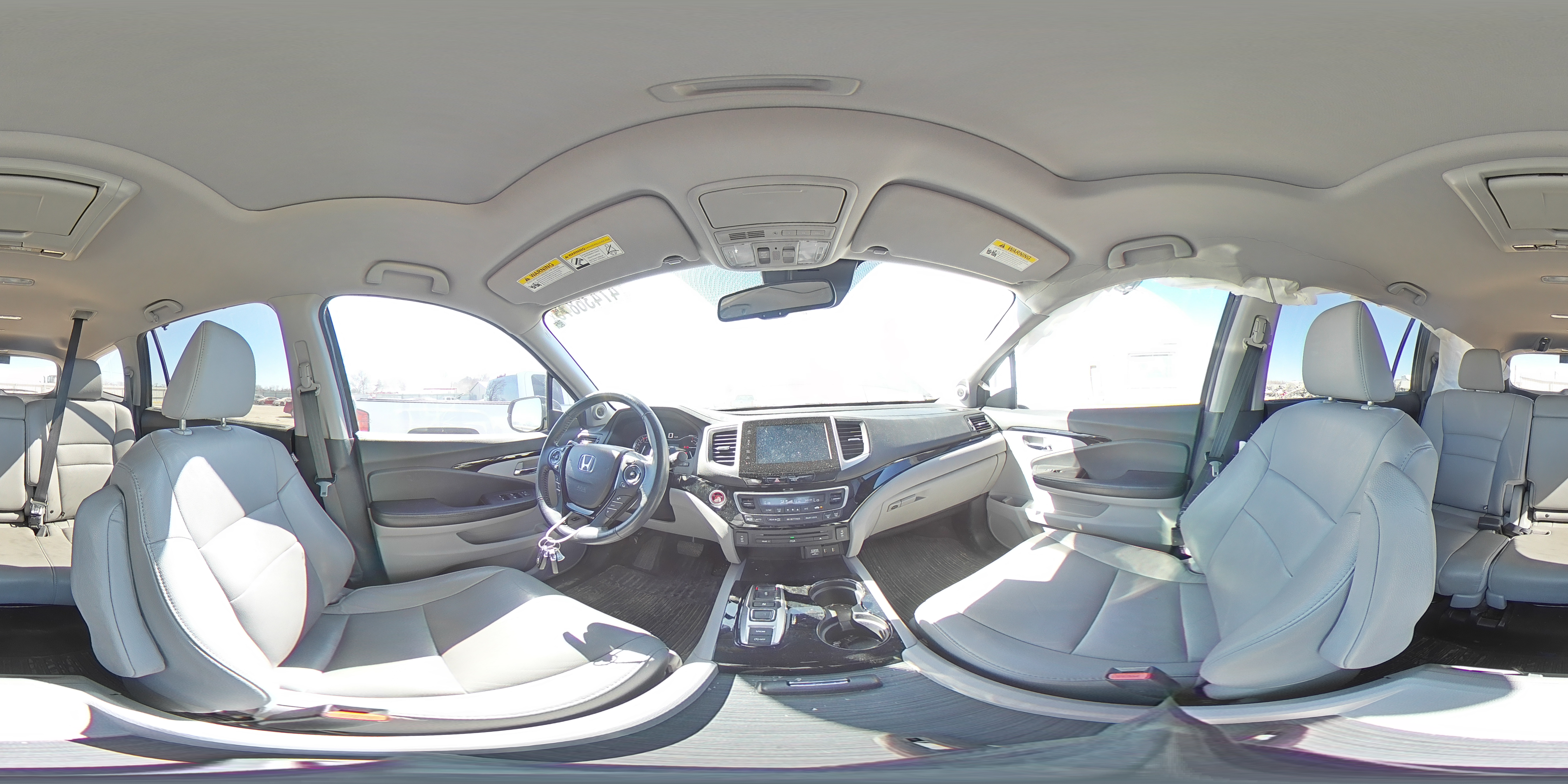 2017 Honda Pilot - Image 14