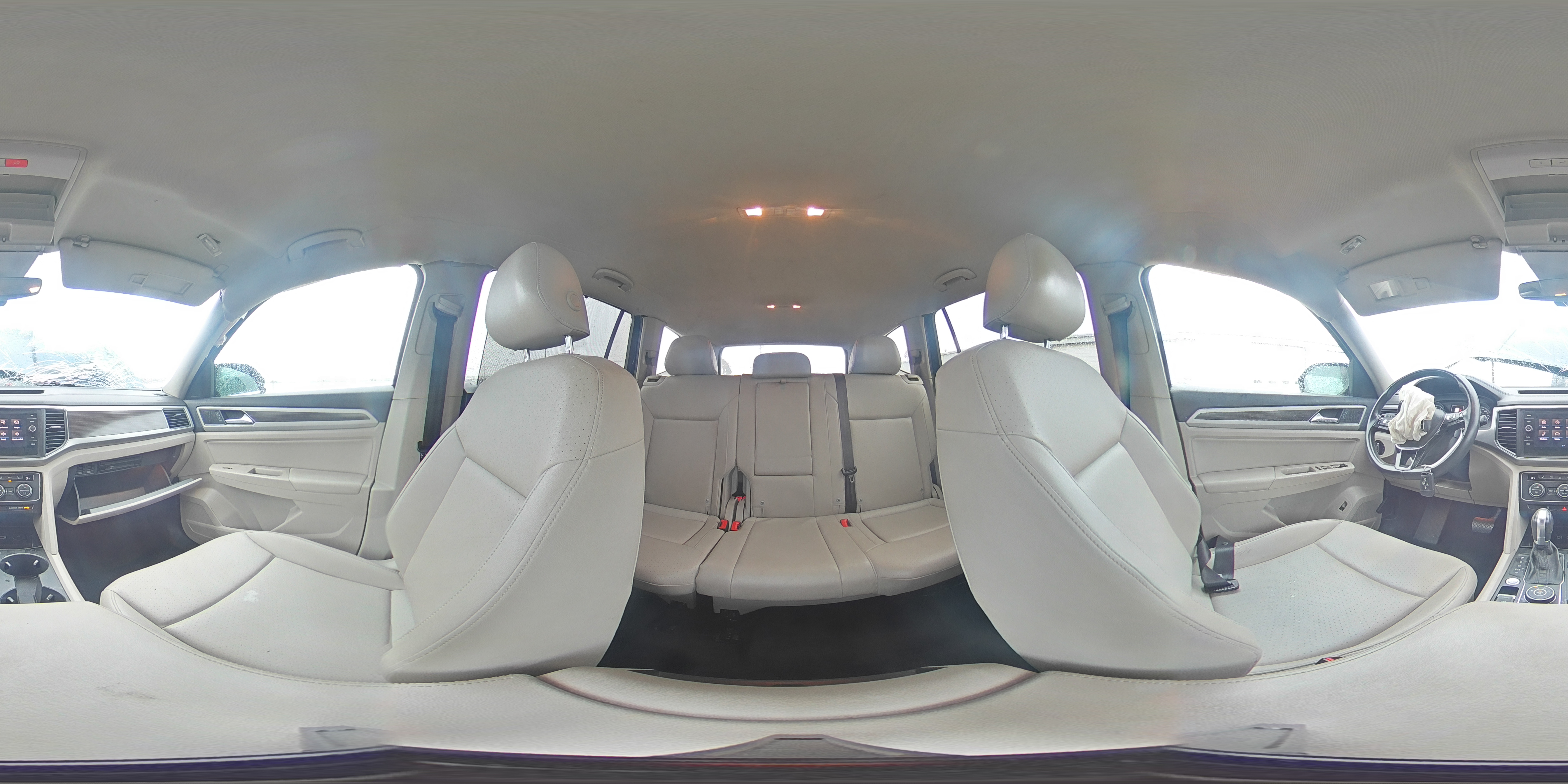 2019 Volkswagen Atlas - Image 16