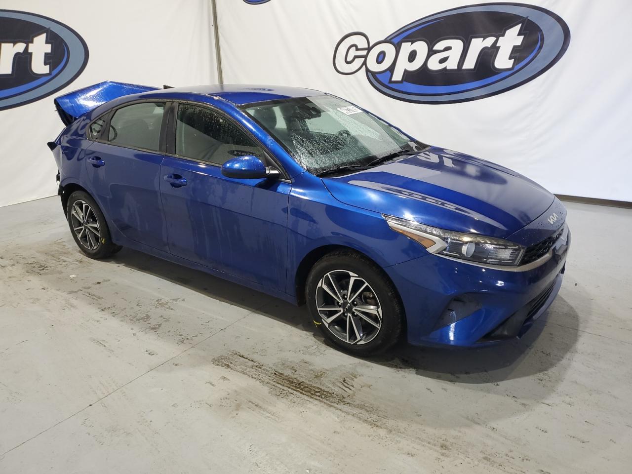 2022 Kia Forte - Image 4