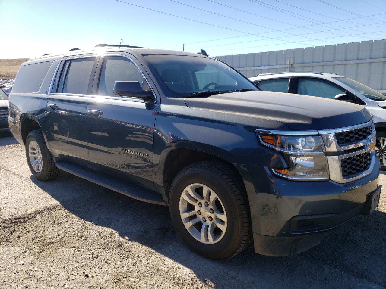 2019 Chevrolet Suburban - Image 4
