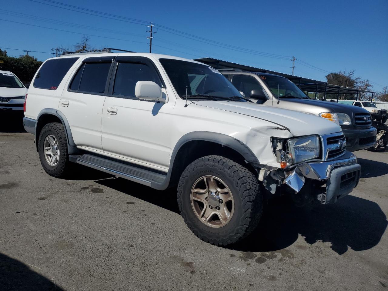2000 Toyota 4Runner - Image 4