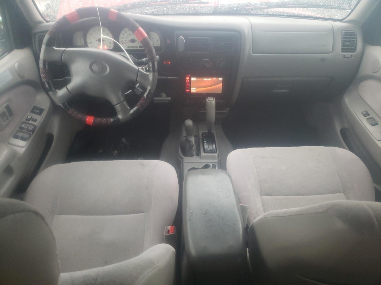2004 Toyota Tacoma - Image 8