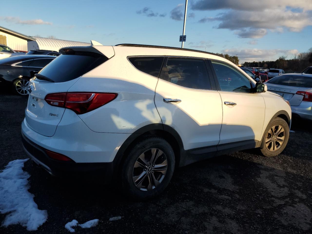 2013 Hyundai Santa Fe - Image 3