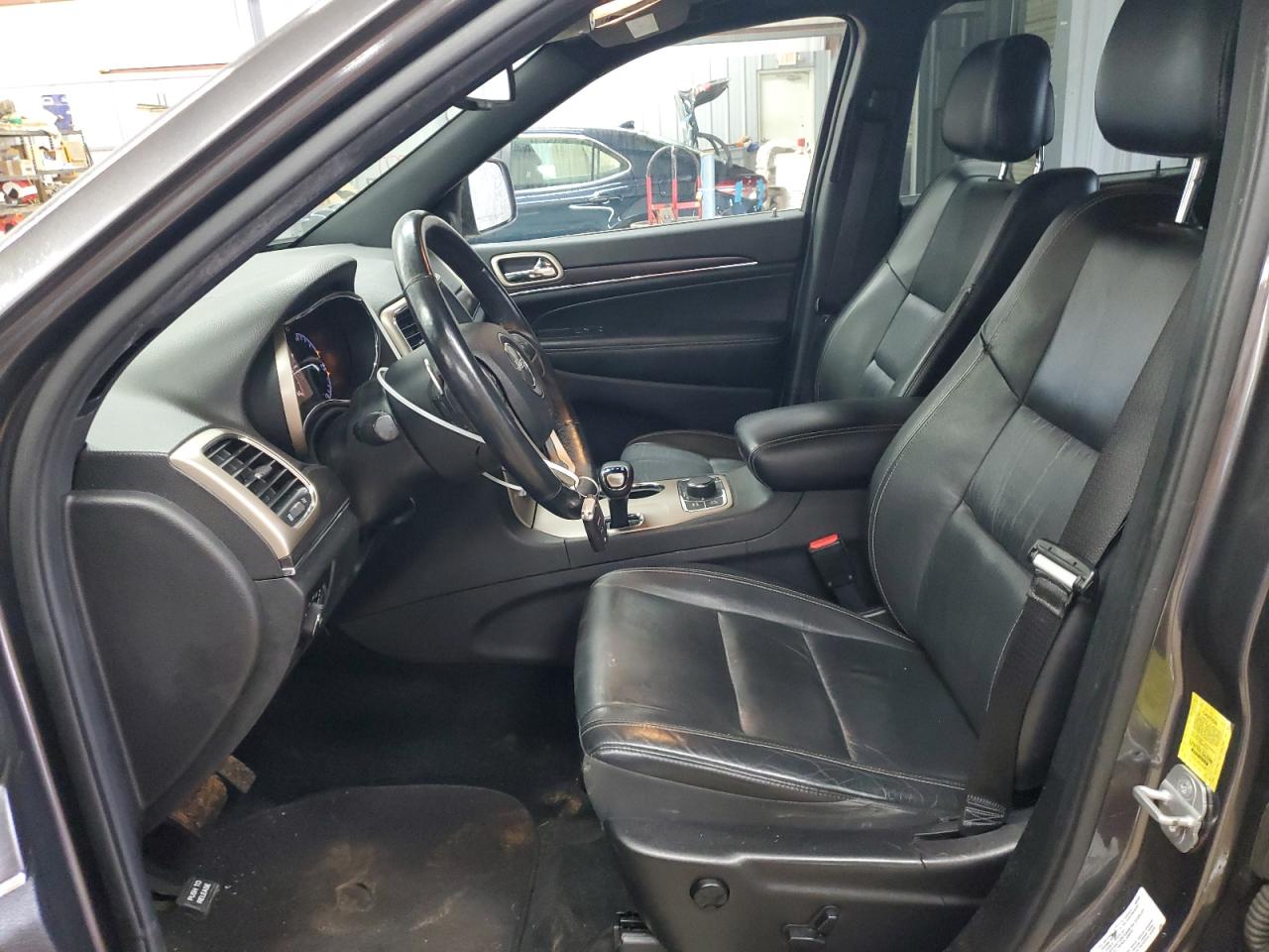 2014 Jeep Grand Cherokee - Image 7