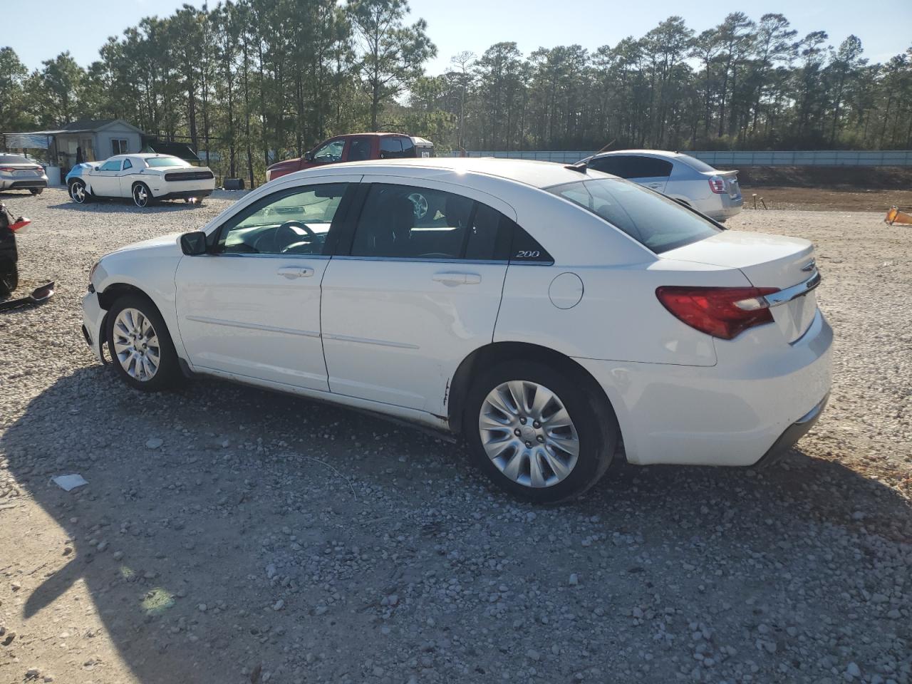 2014 Chrysler 200 - Image 2