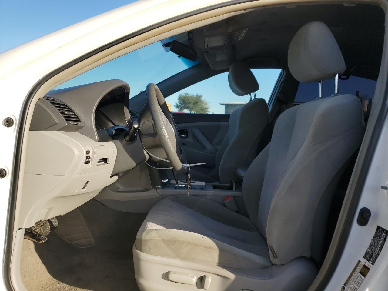2010 Toyota Camry - Image 7