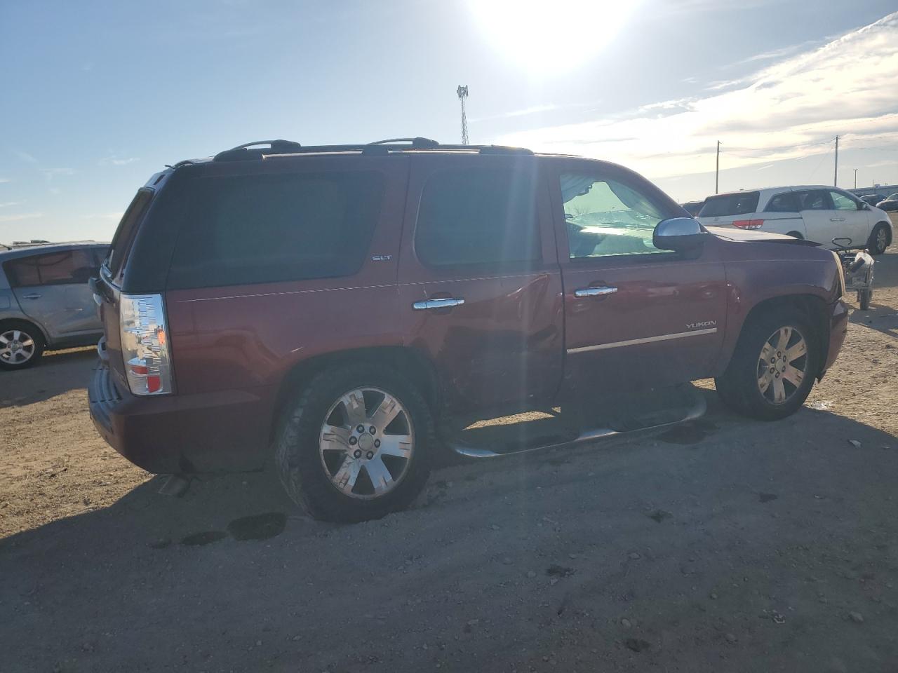 2011 GMC Yukon - Image 3