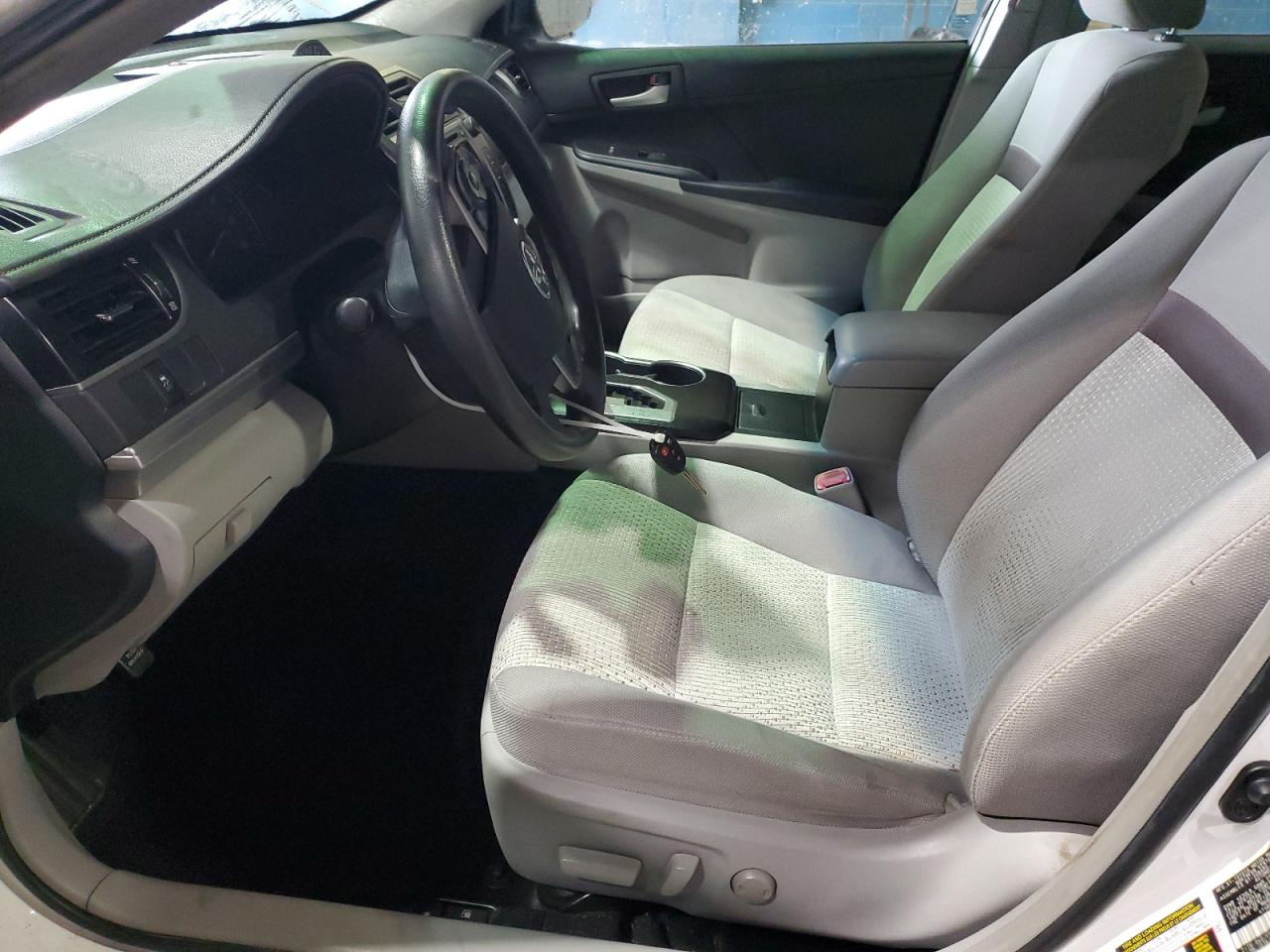 2012 Toyota Camry - Image 7