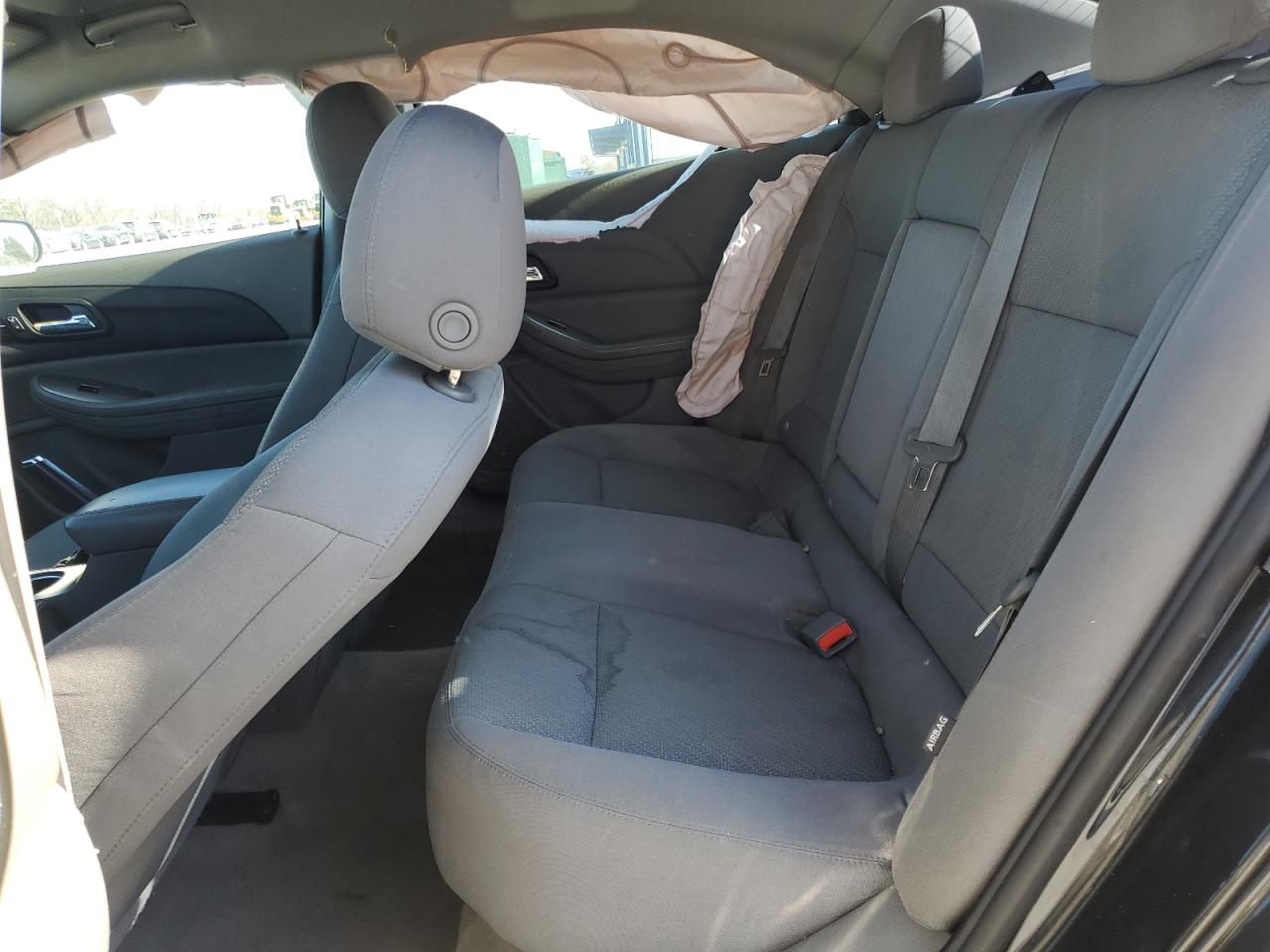 2015 Chevrolet Malibu - Image 10