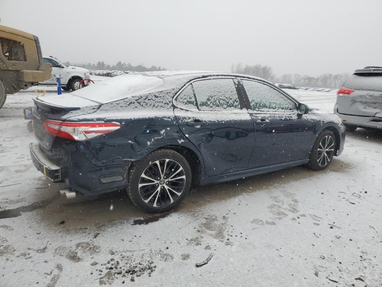 2018 Toyota Camry - Image 3