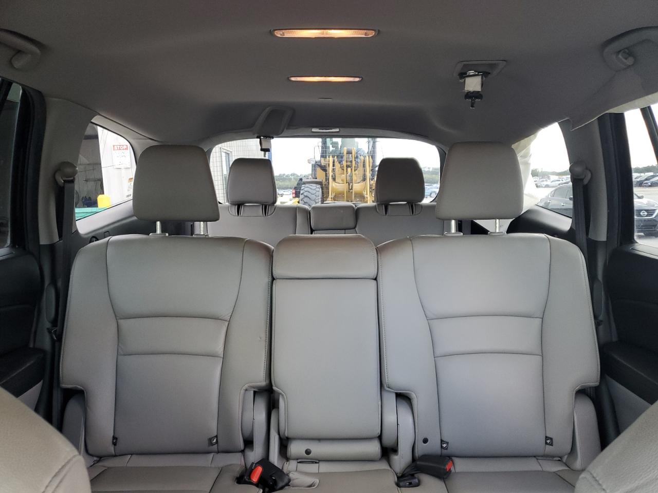2016 Honda Pilot - Image 10