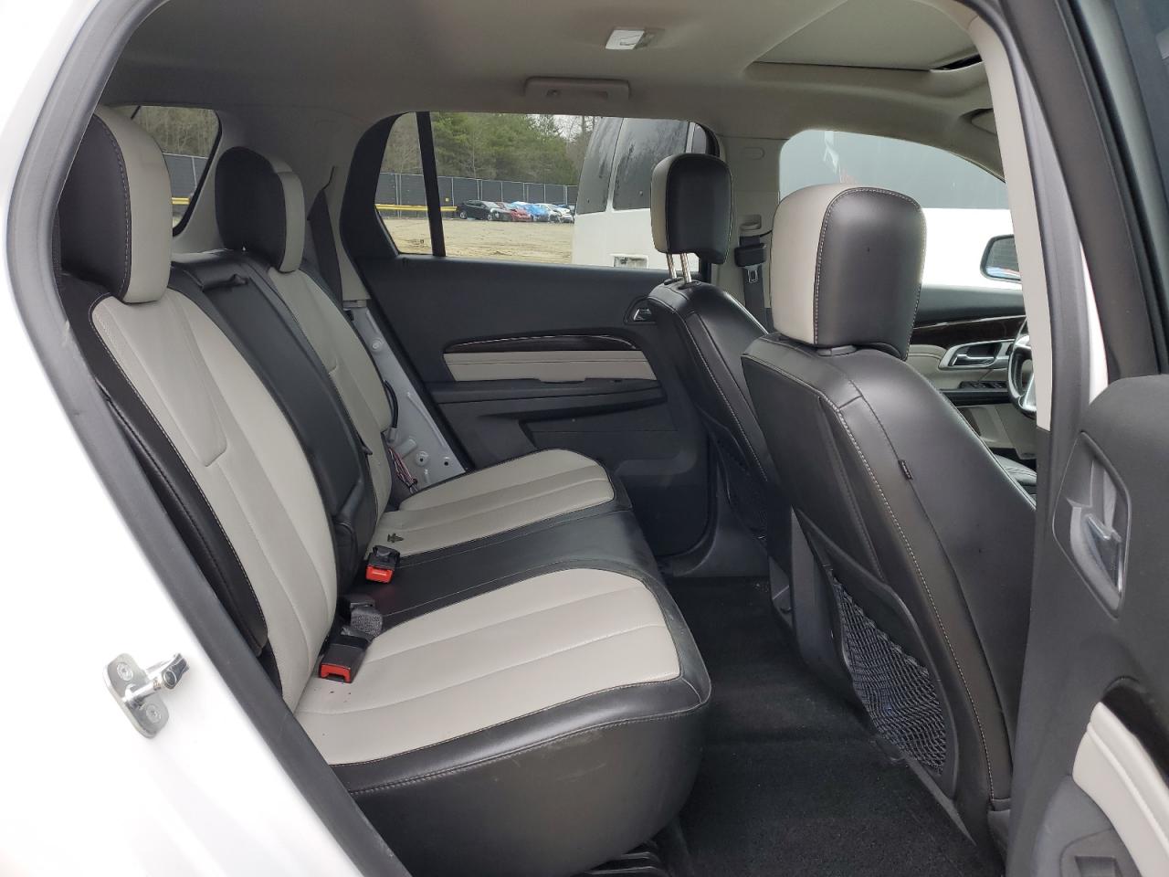 2017 GMC Terrain - Image 11