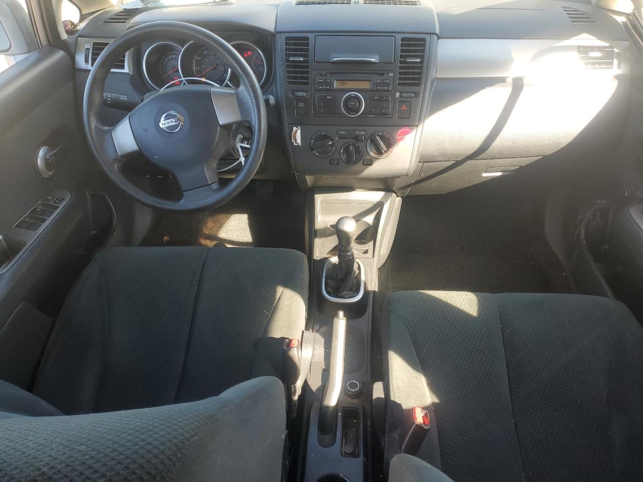 2012 Nissan Versa - Image 8
