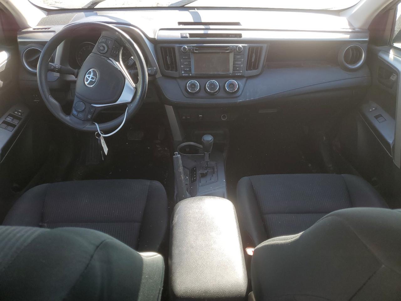 2018 Toyota RAV 4 - Image 8