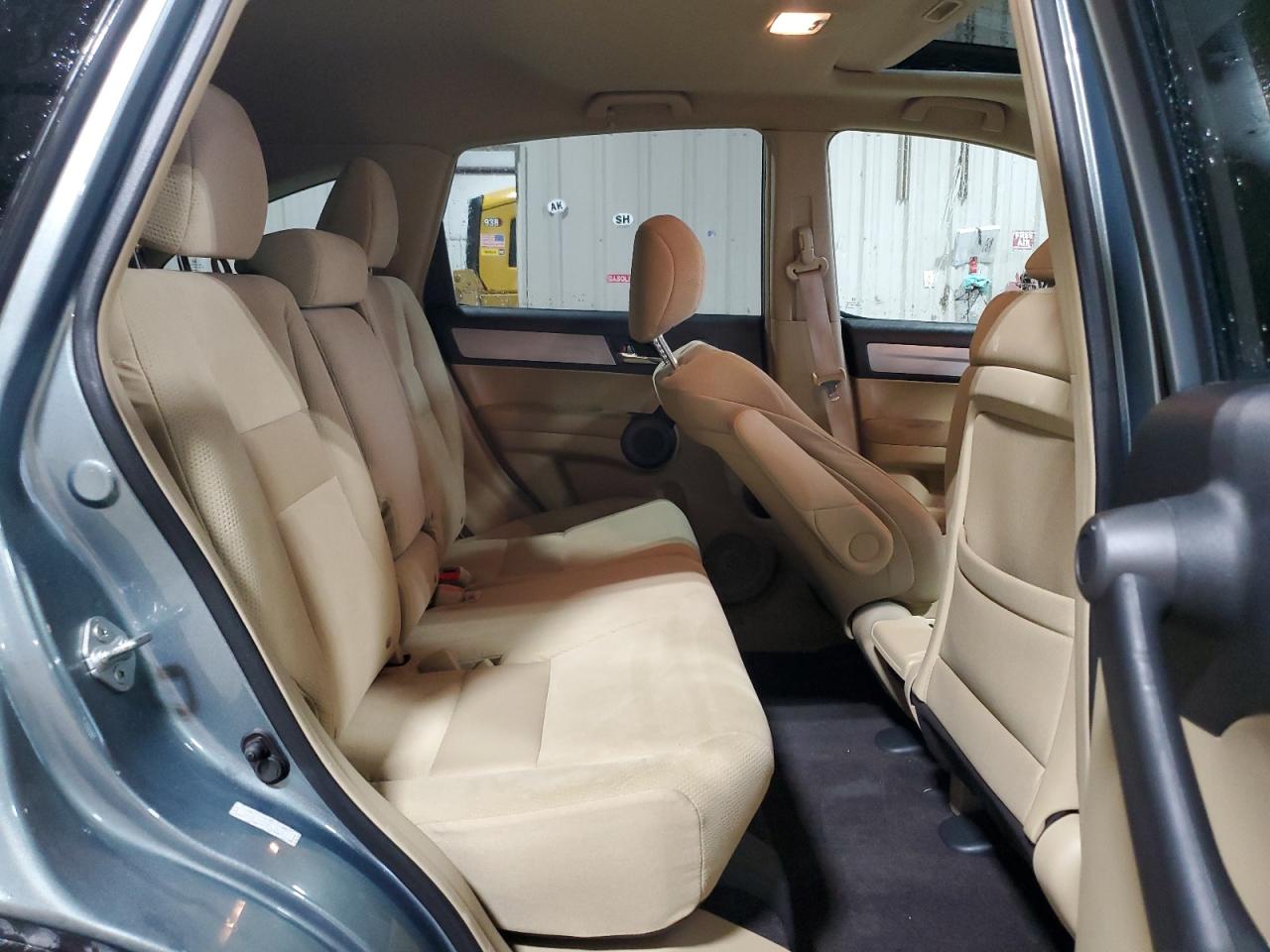2010 Honda CR-V - Image 11