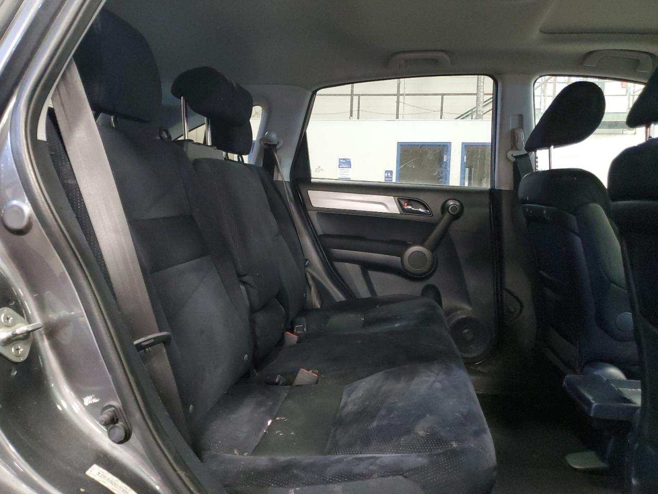 2010 Honda CR-V - Image 11