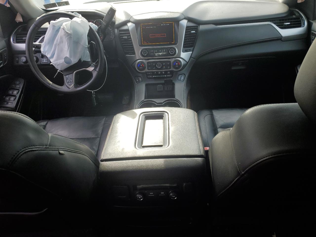 2016 Chevrolet Suburban - Image 8