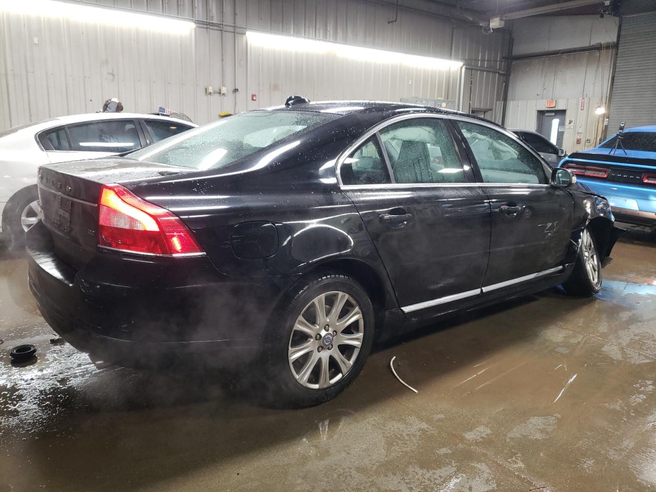 2010 Volvo S80 - Image 3