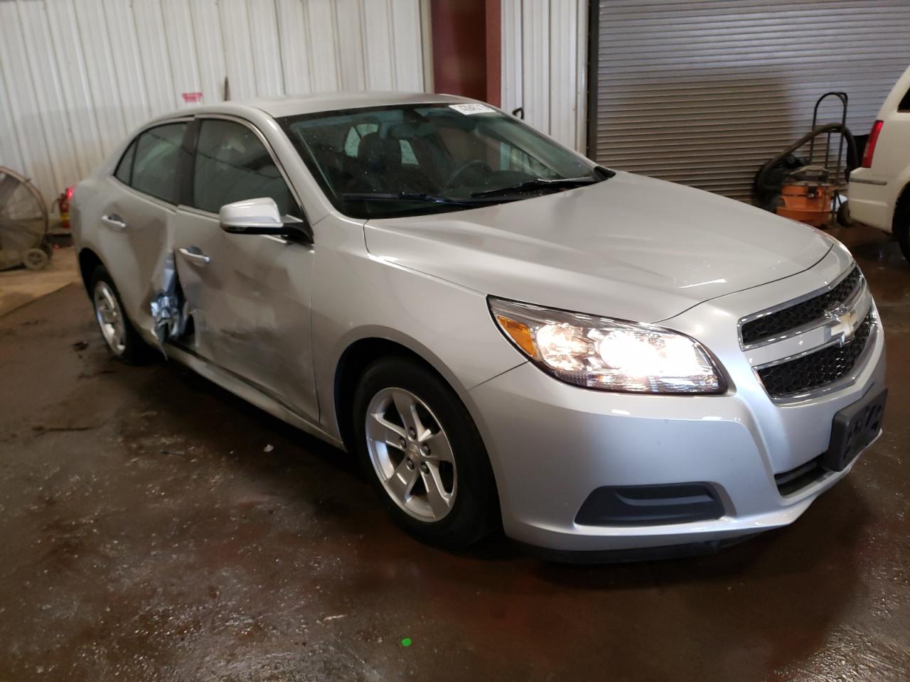 2013 Chevrolet Malibu - Image 4