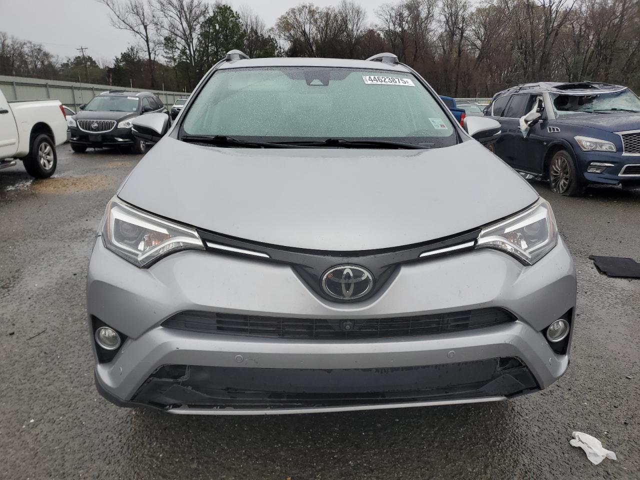 2018 Toyota RAV 4 - Image 5