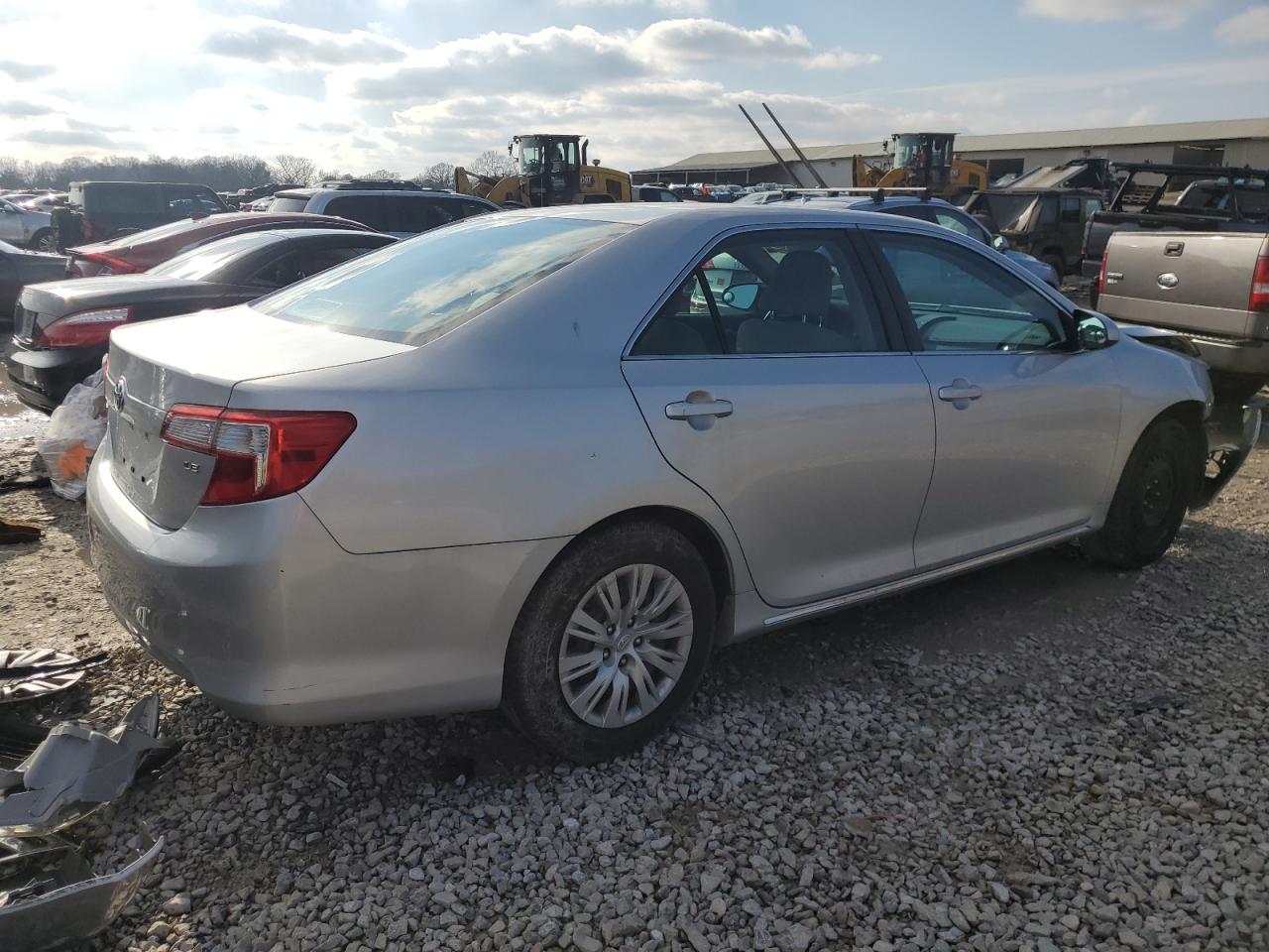 2013 Toyota Camry - Image 3