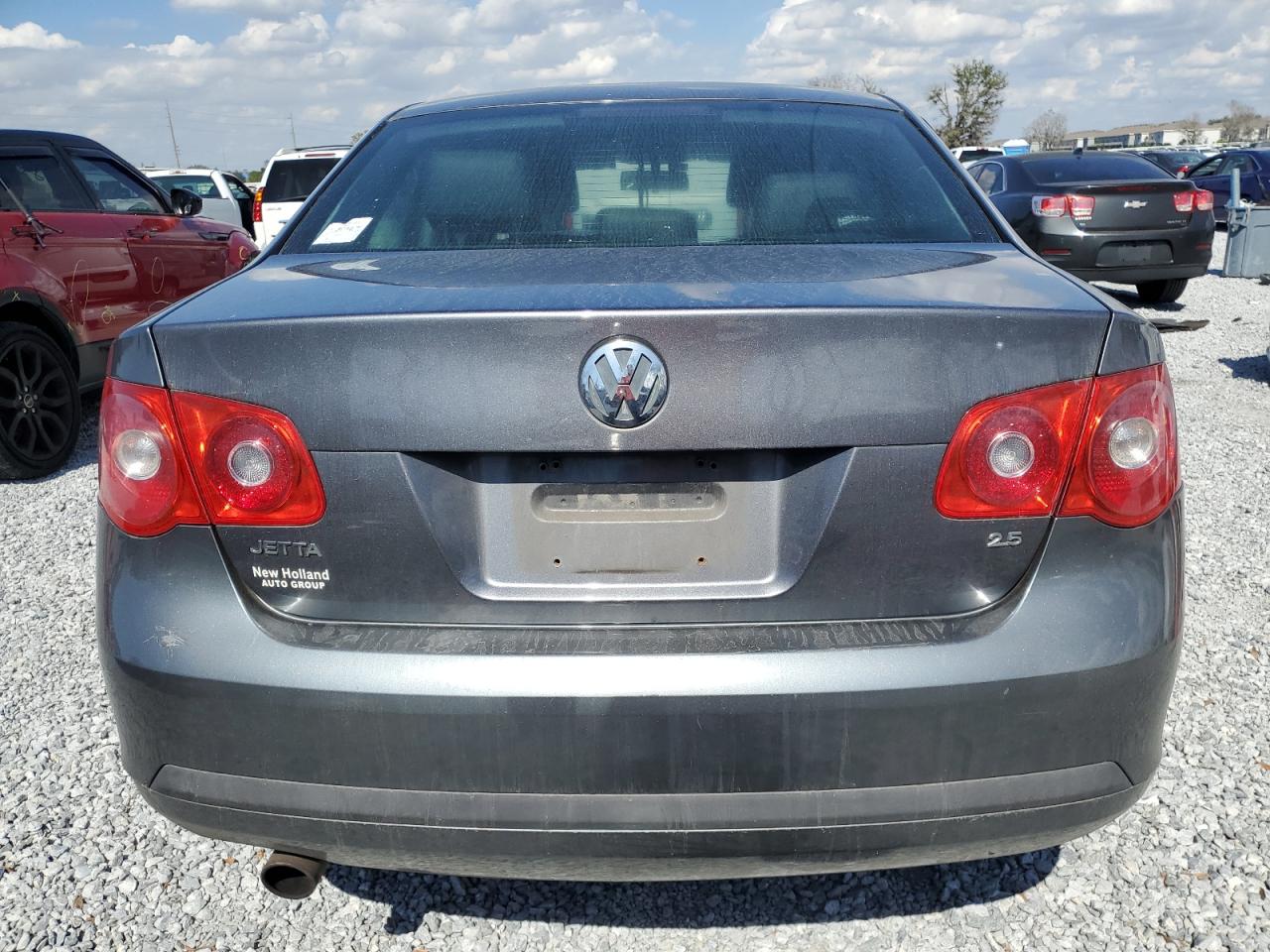 2006 Volkswagen Jetta - Image 6