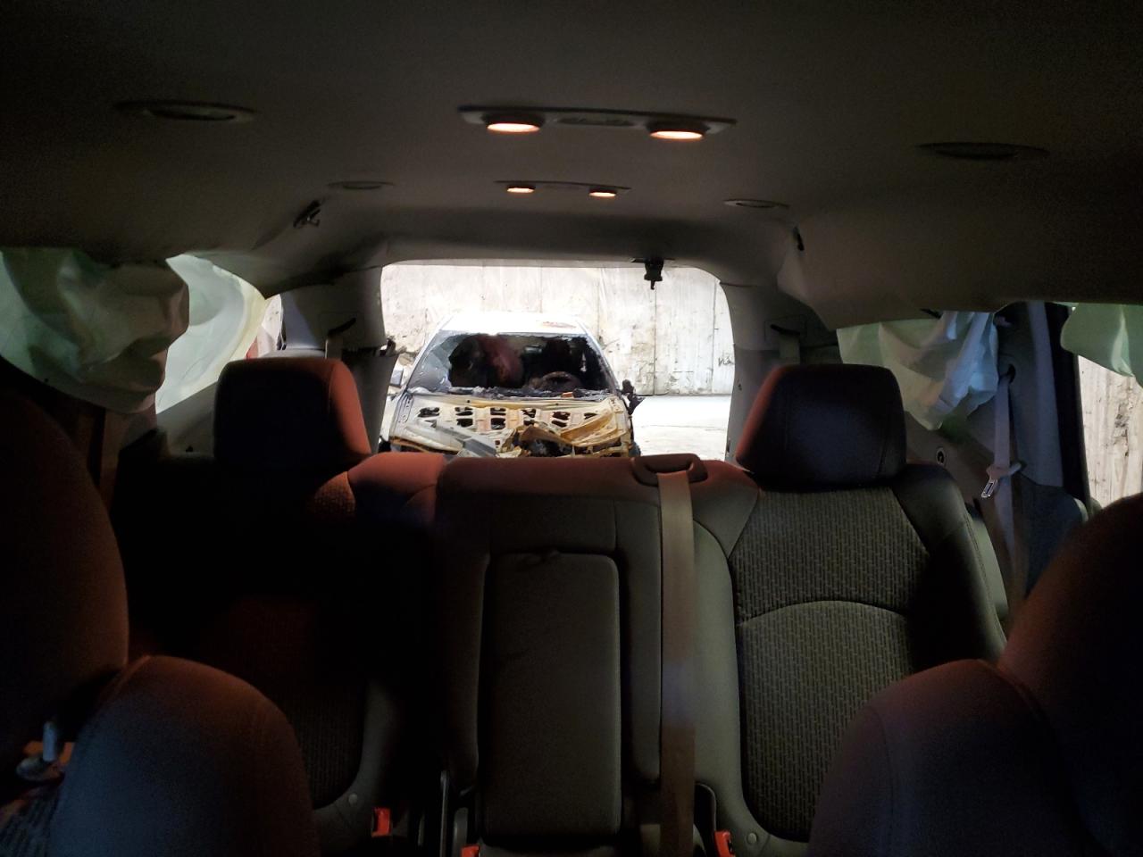 2010 Chevrolet Traverse - Image 10
