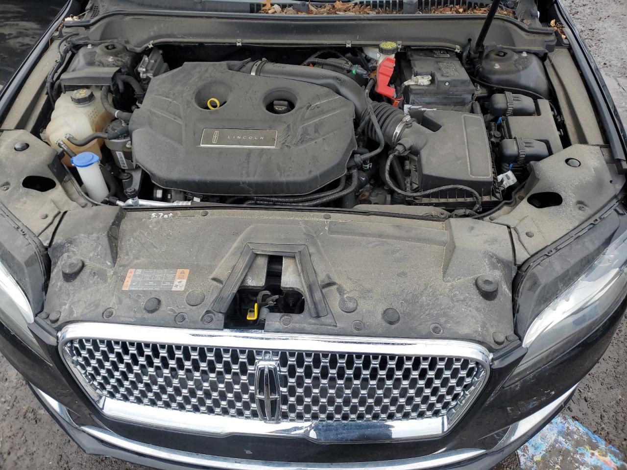 2019 Lincoln MKZ - Image 11