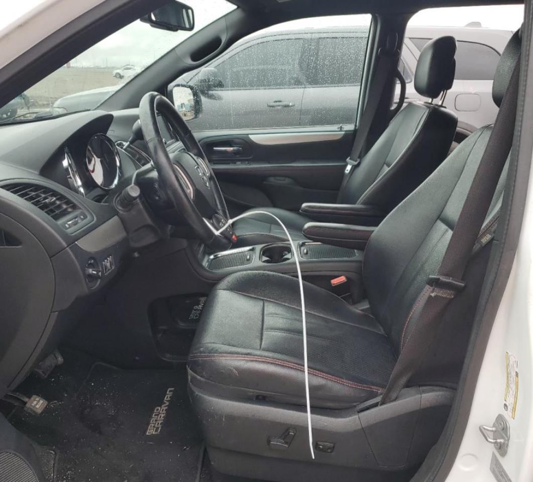 2017 Dodge Caravan - Image 7