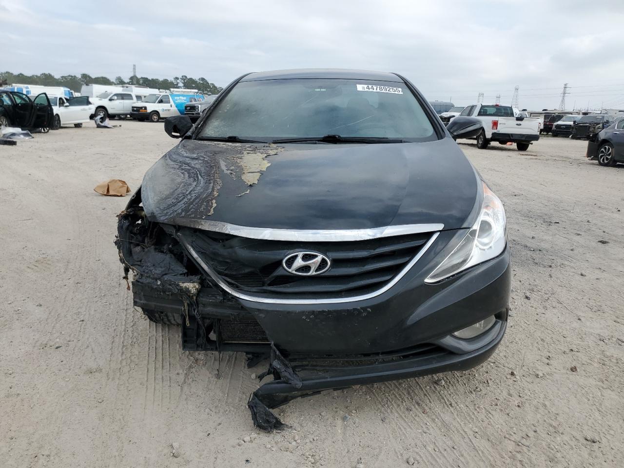 2013 Hyundai Sonata - Image 5
