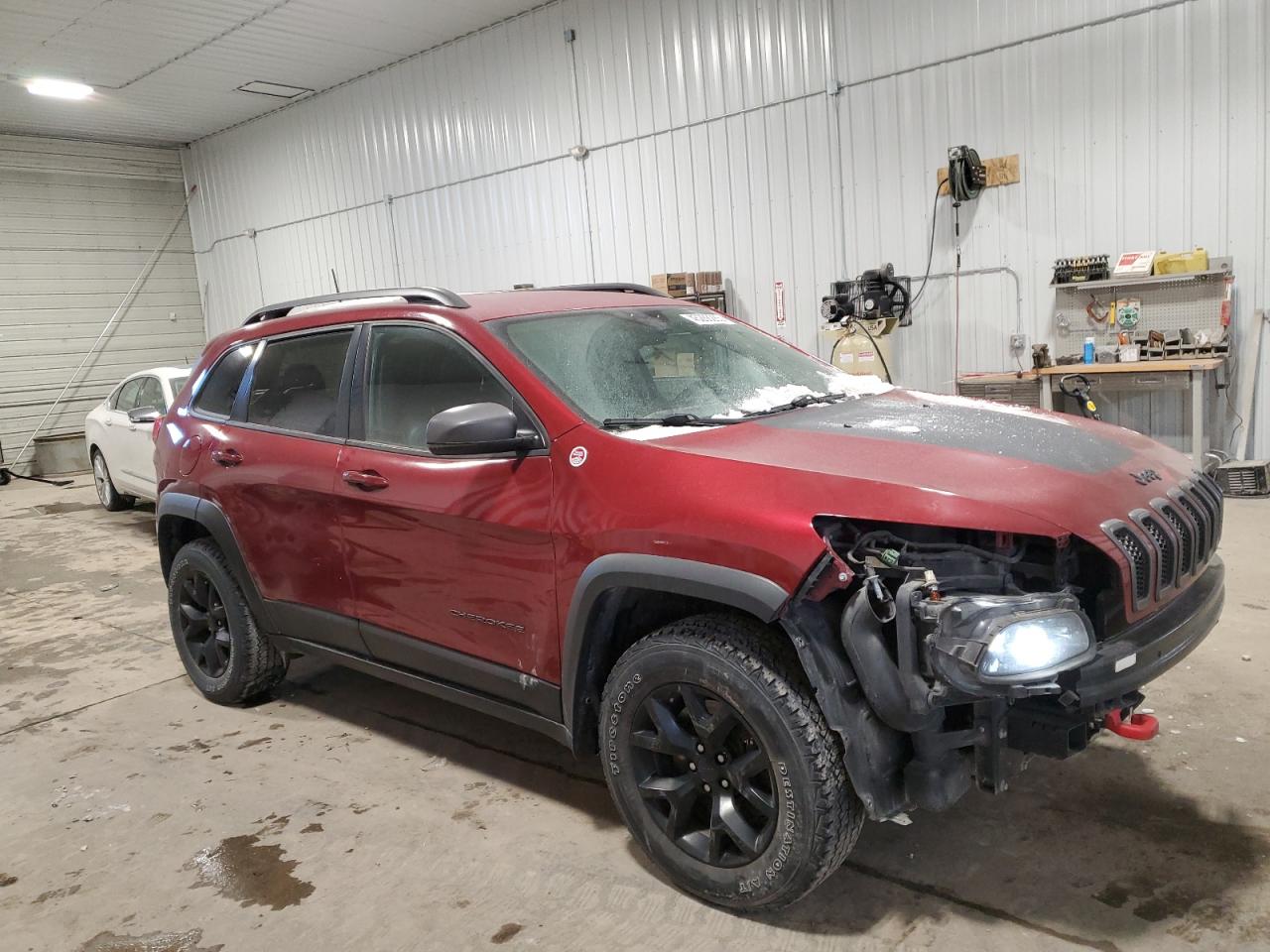 2017 Jeep Cherokee - Image 4