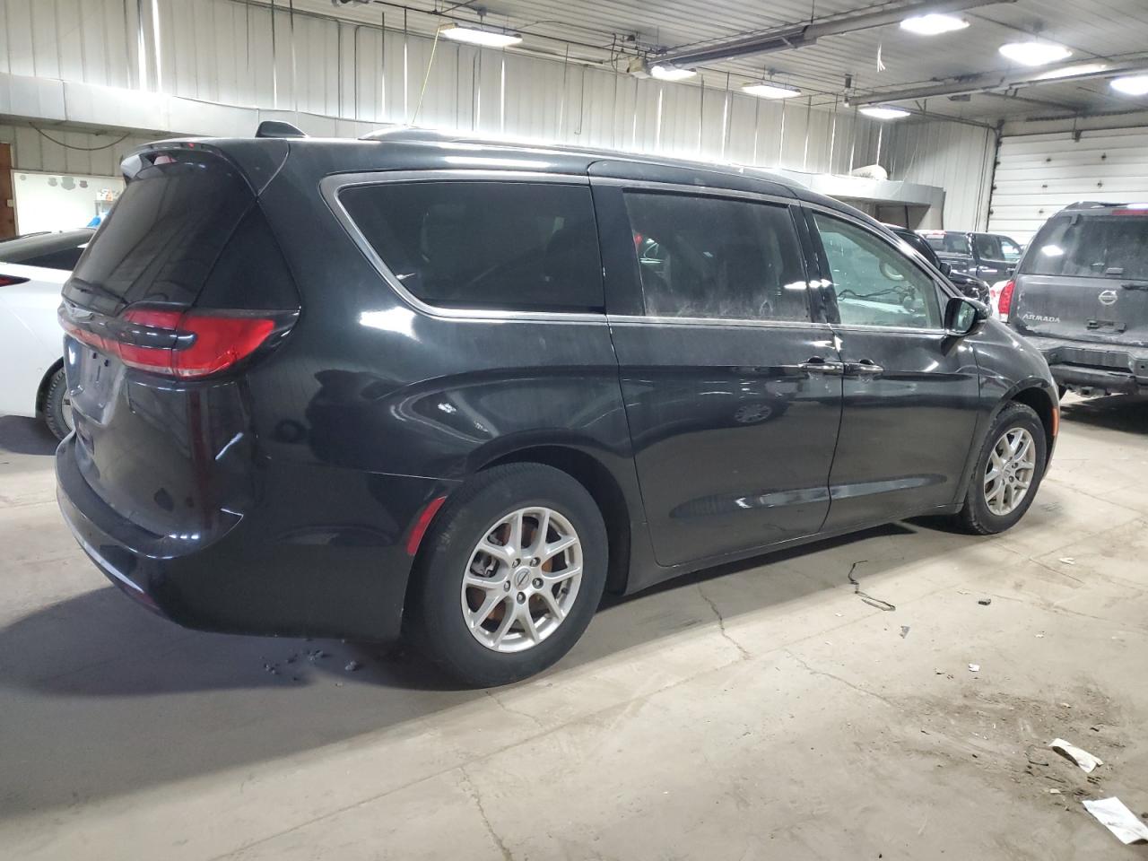 2021 Chrysler Pacifica - Image 3