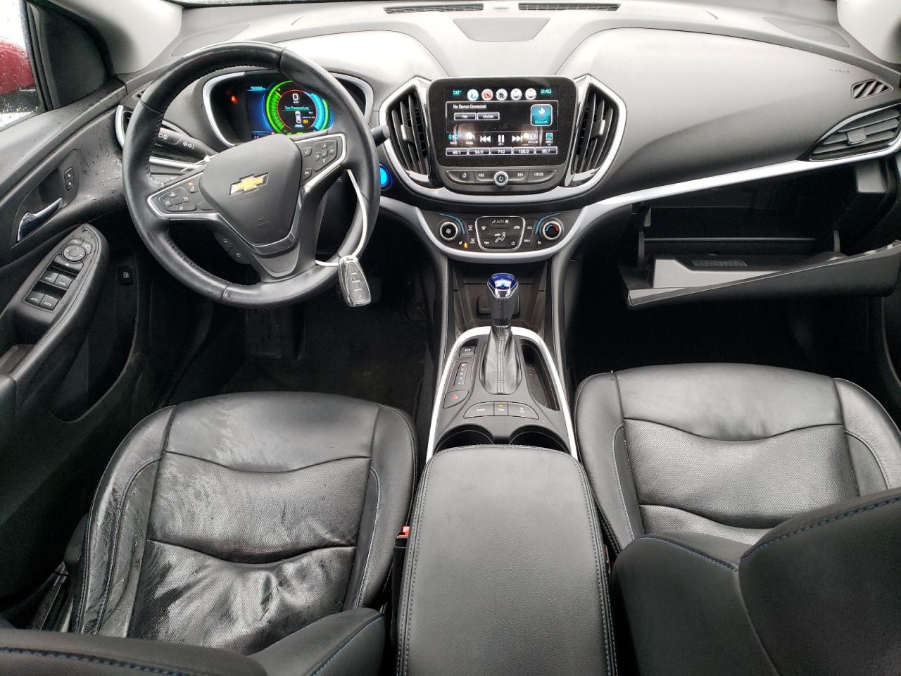 2018 Chevrolet Volt - Image 8